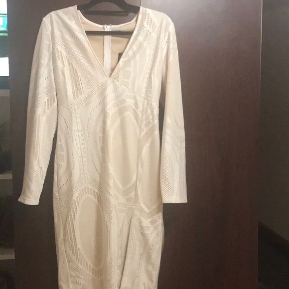 Deep V Long Sleeve Dress - Picture 4 of 4